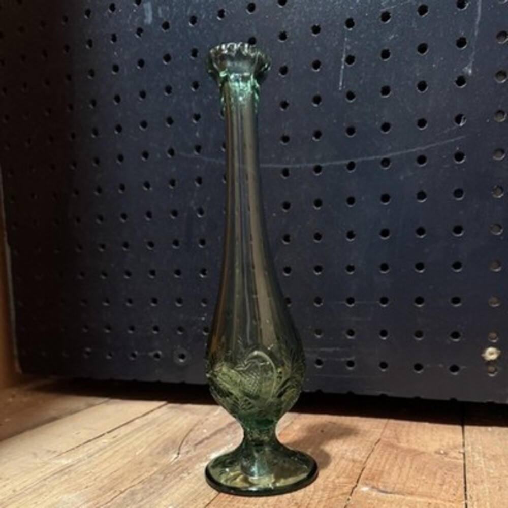 VTG FENTON Glass Bud Vase - Tall Narrow Neck Flared Rim-Green-Strawberry & Vine